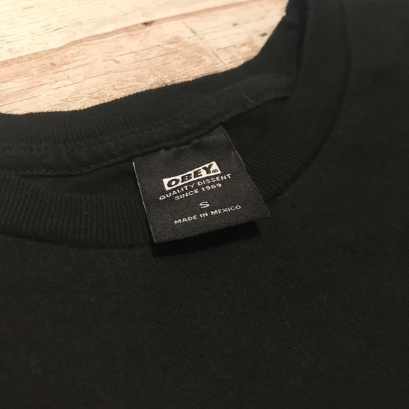 OBEY t-shirt men’s S - Picture 3 of 3